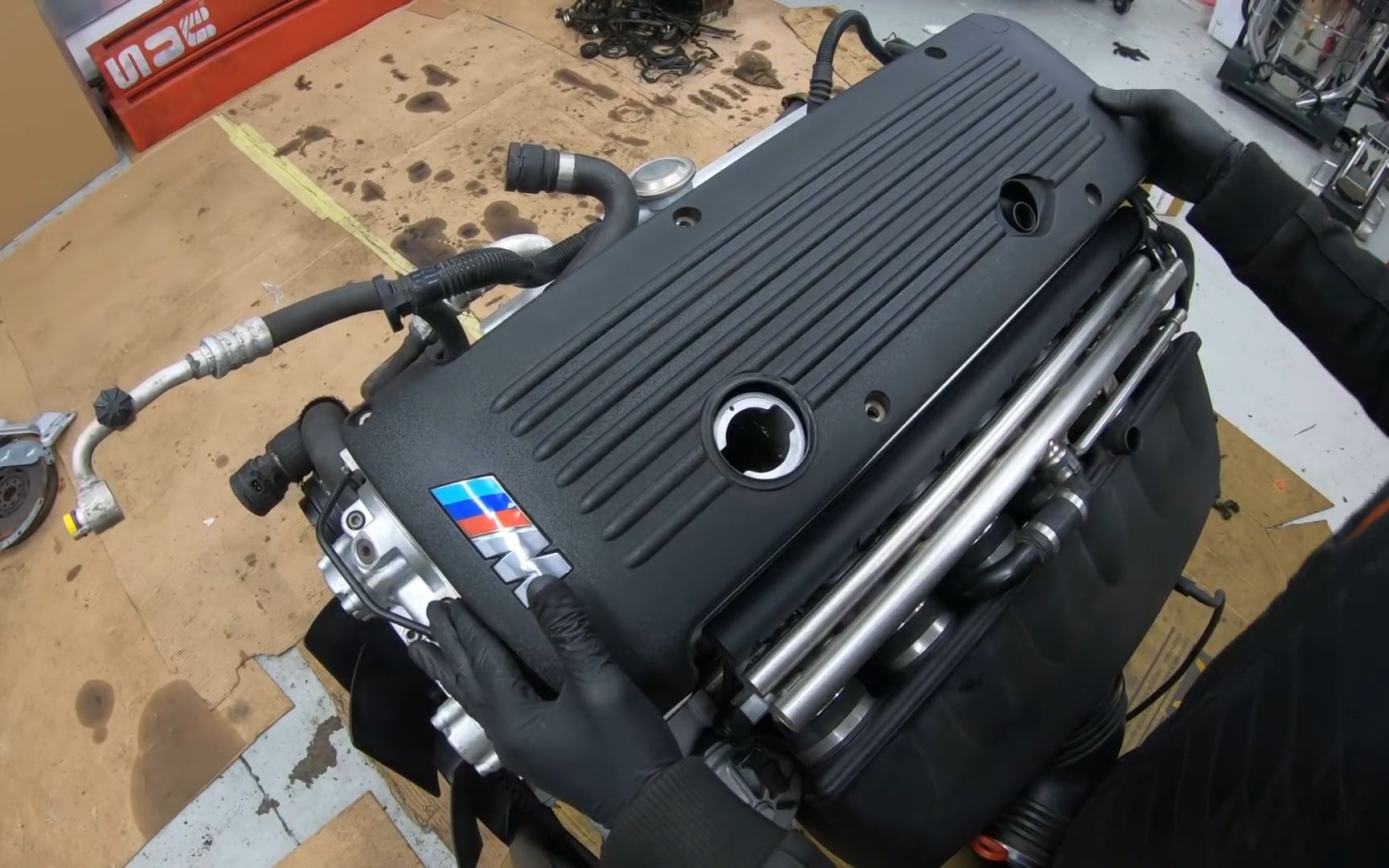 宝马e46m3发动机s54组装2