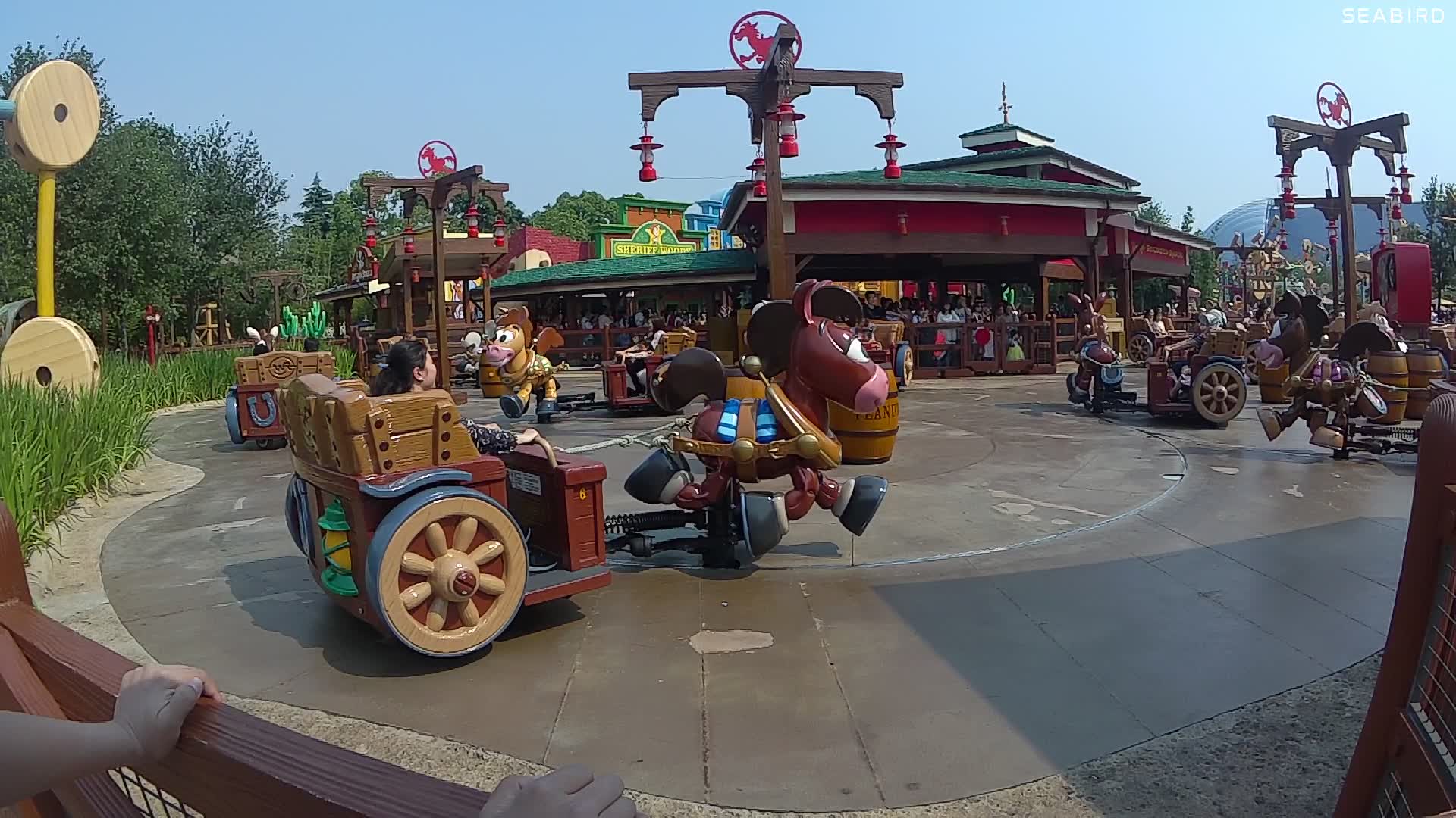 上海迪士尼-胡迪牛仔嘉年华-vlog by 海鸟 4k 运动相机