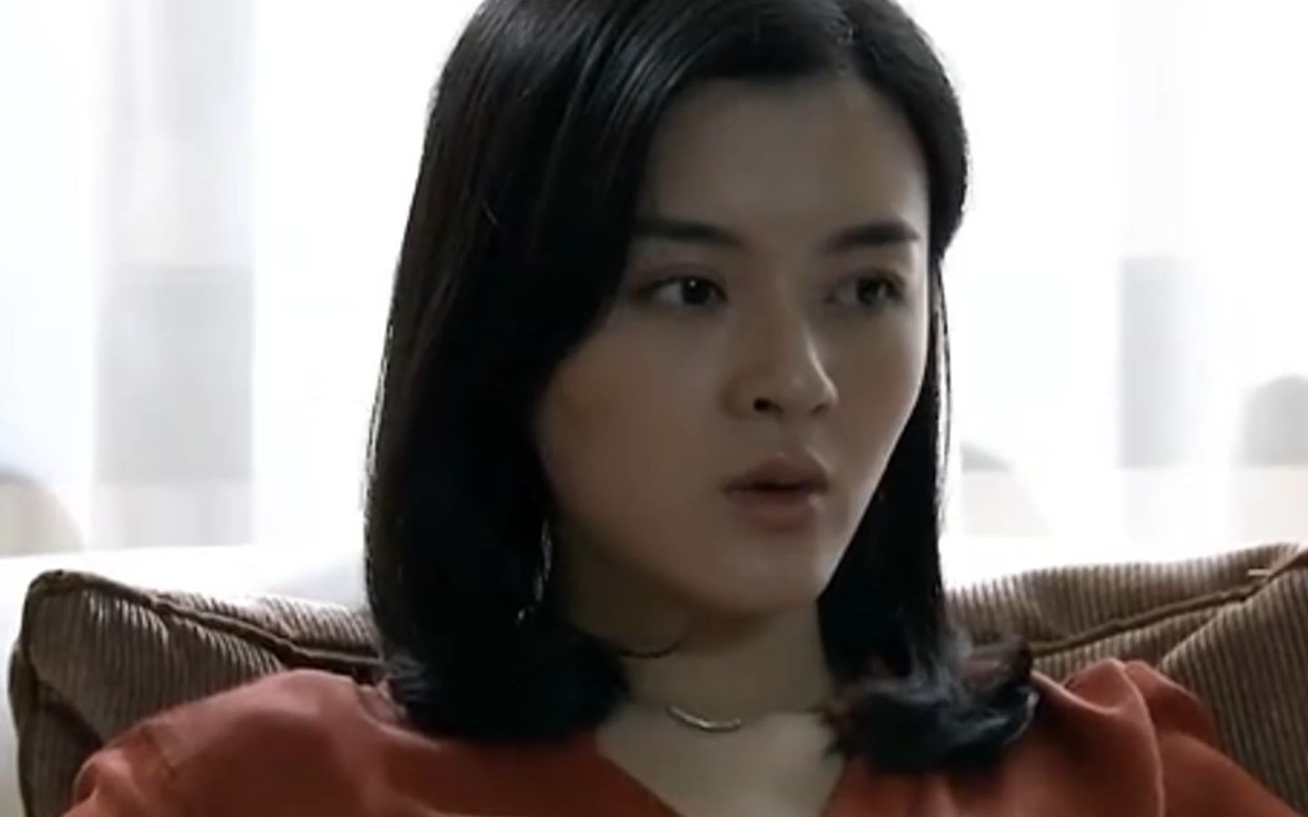 春明的大度让关家感到羞愧当庭撤诉,苏萌空有其表替