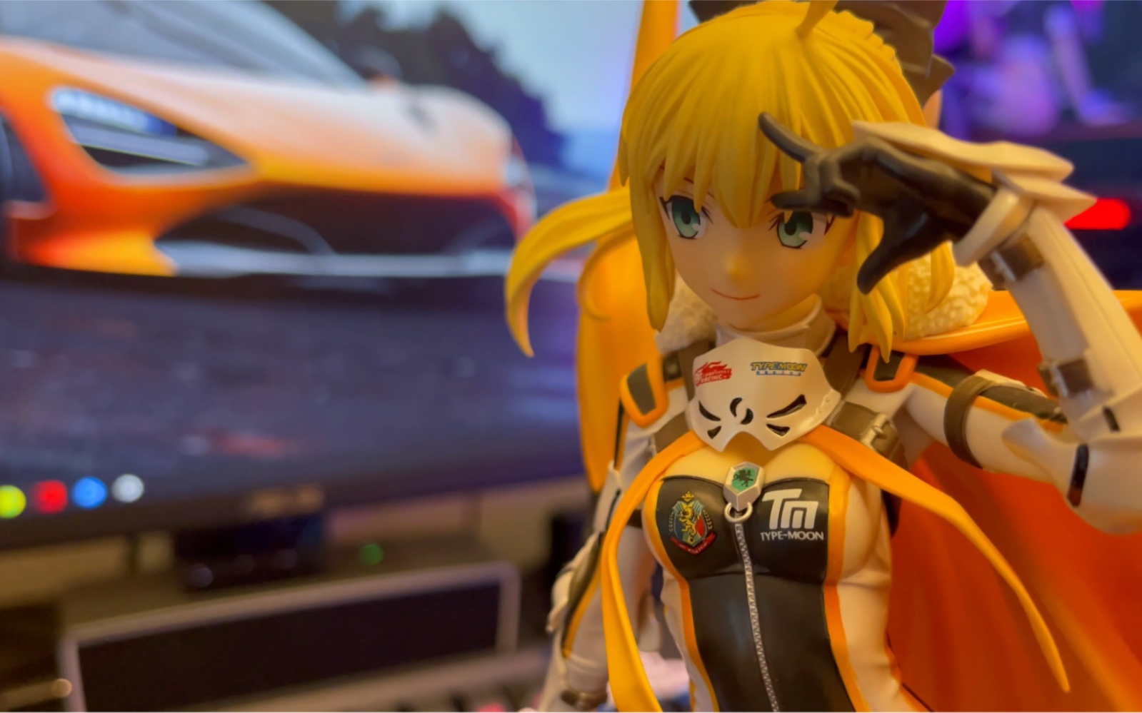 手办实拍:阿尔托莉雅.潘德拉贡 racing ver.