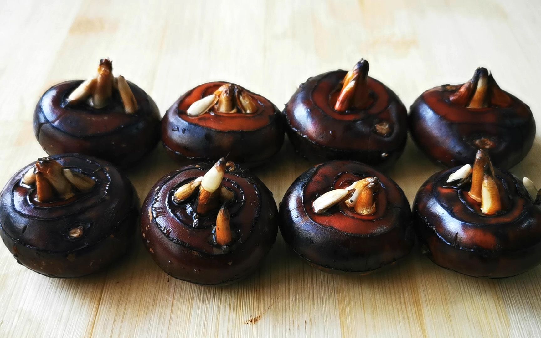 才知道马蹄剥皮原来这么简单,学会技巧,剥的干净完整,家常实用