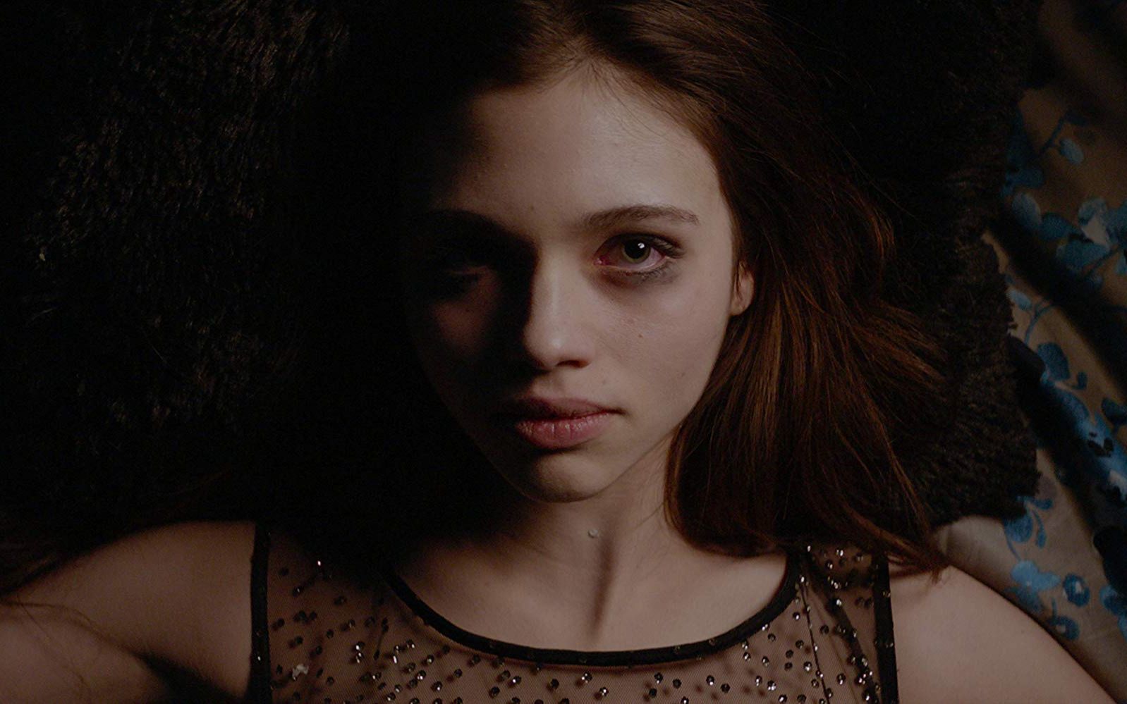 镜中人正式预告镜子里的倒影是自己还是别人