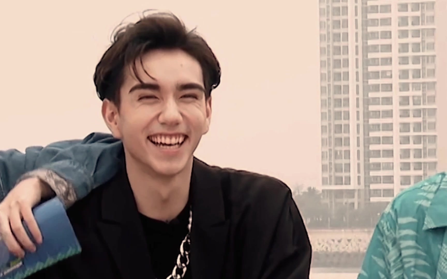 和马kazuma臭屁小孩真的好开心异次元6cut