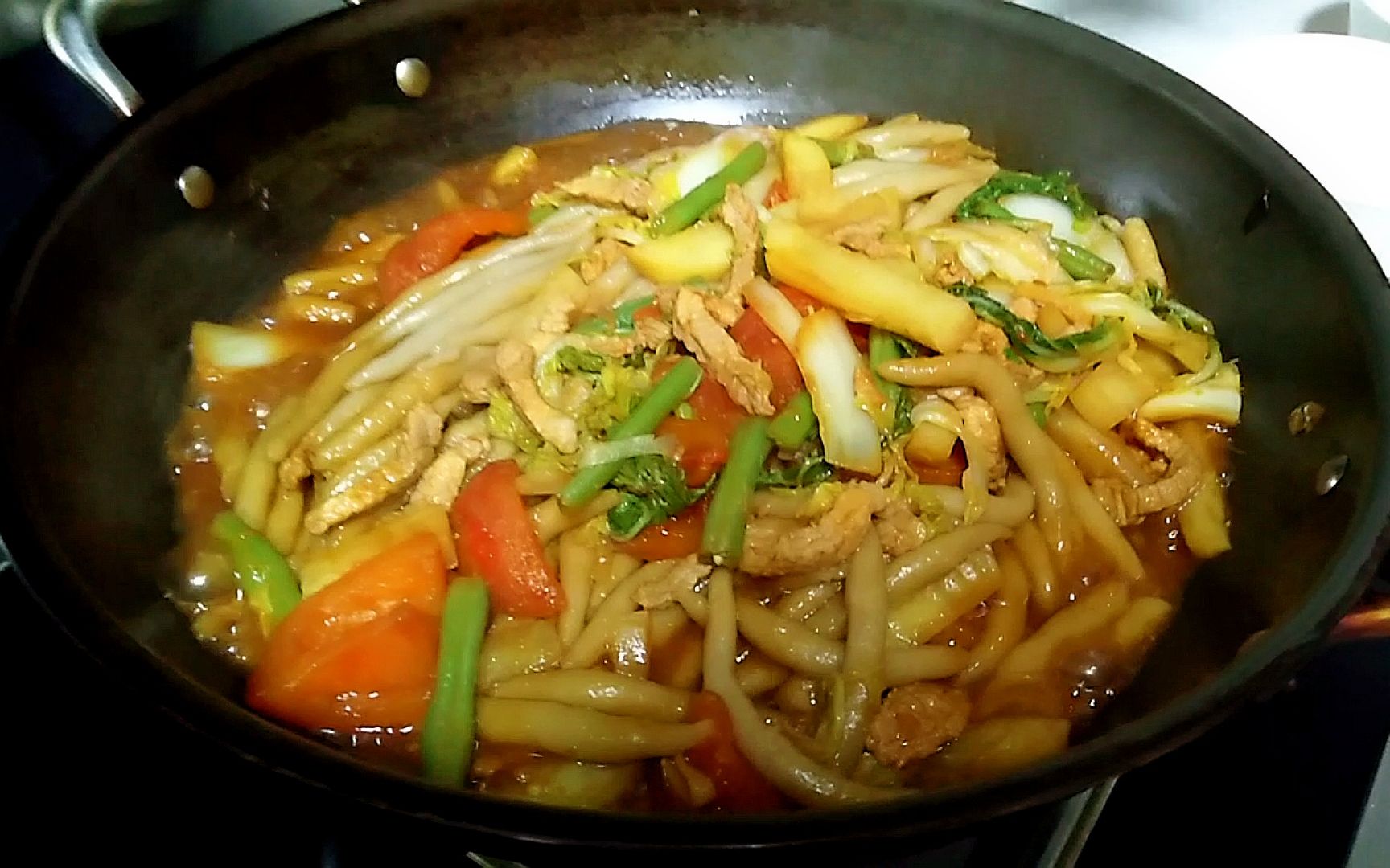 活动  莜面美食——莜面鱼鱼炖烩菜