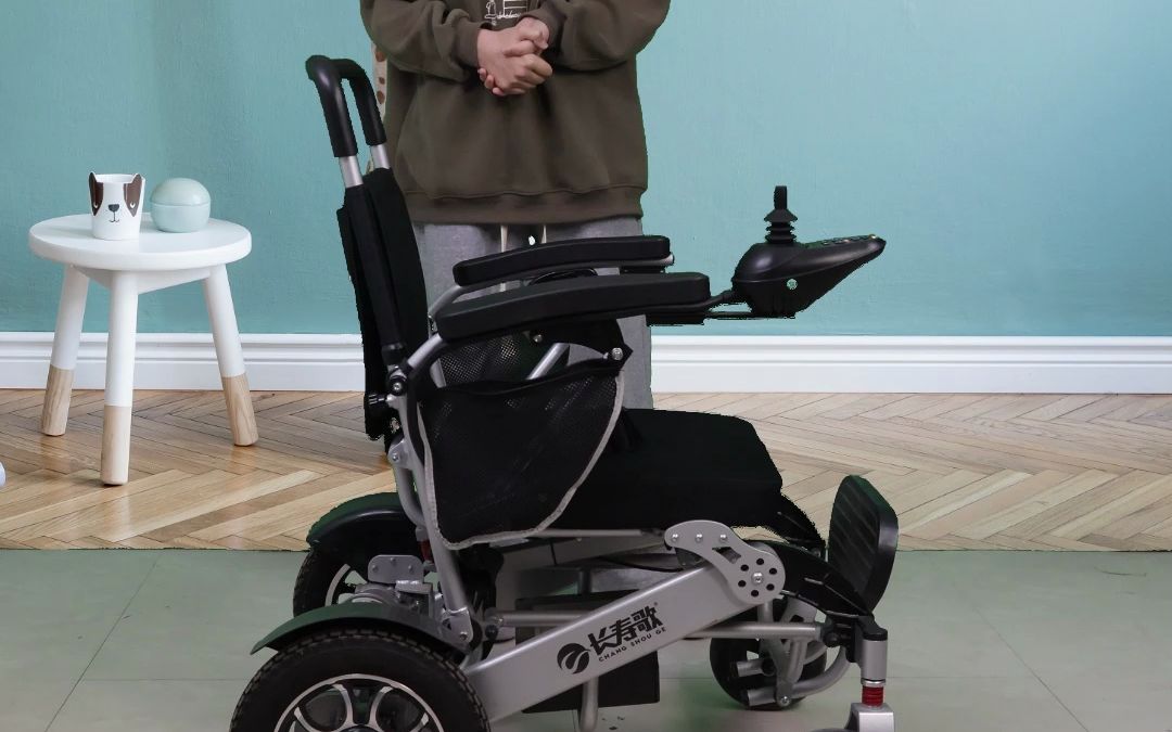 长寿歌高靠背可躺电动轮椅,老人操作简单