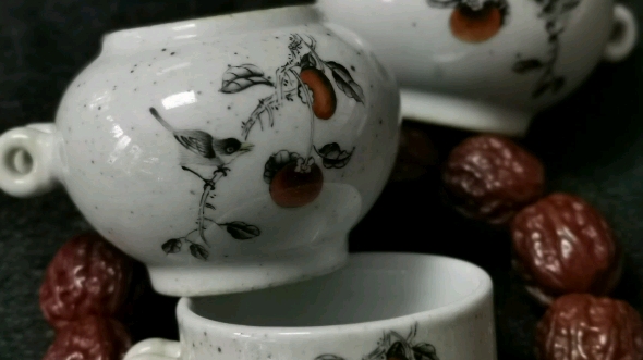 已故名家孙剑颠颏鸟食罐