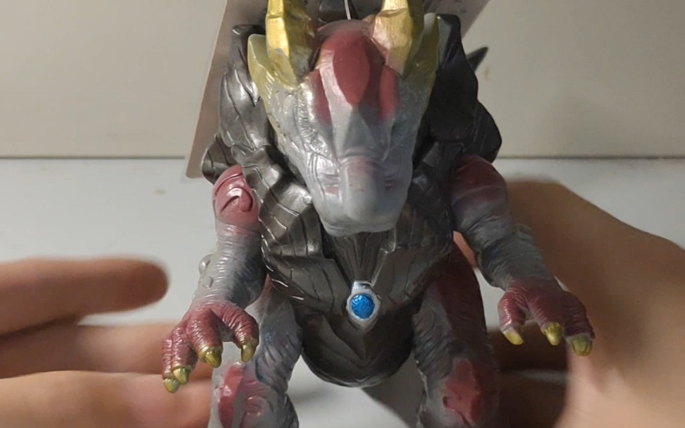 迪迦奥特曼 万代日版 1997 软胶怪兽盖迪开箱