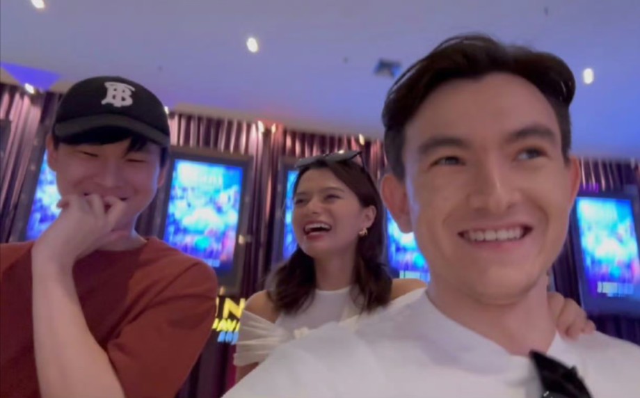 你会去参加天王星首映庆典吗?