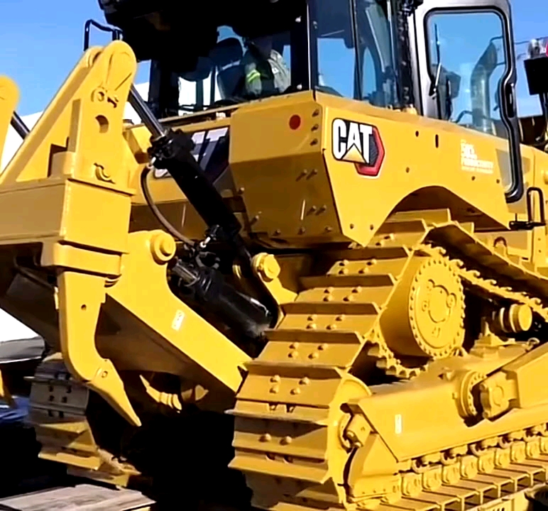 d8t卡特推土机/d8卡特彼勒推土机#卡特彼勒d8推土机引导轮#卡特d8