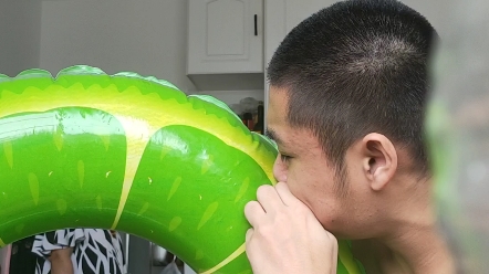 嘴吹游泳圈累死我了 绝对没用打气筒 !