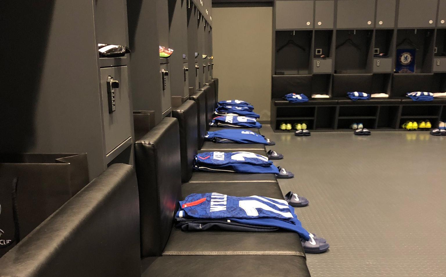 举报!吕迪格在切尔西更衣室蹦野迪,这是证据!