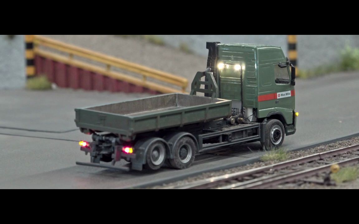 【搬】-1/87rc模型卡车