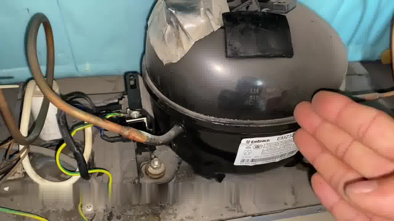 西门子冰箱冷藏指示灯闪烁—访问960次,,然后就又这样了!
