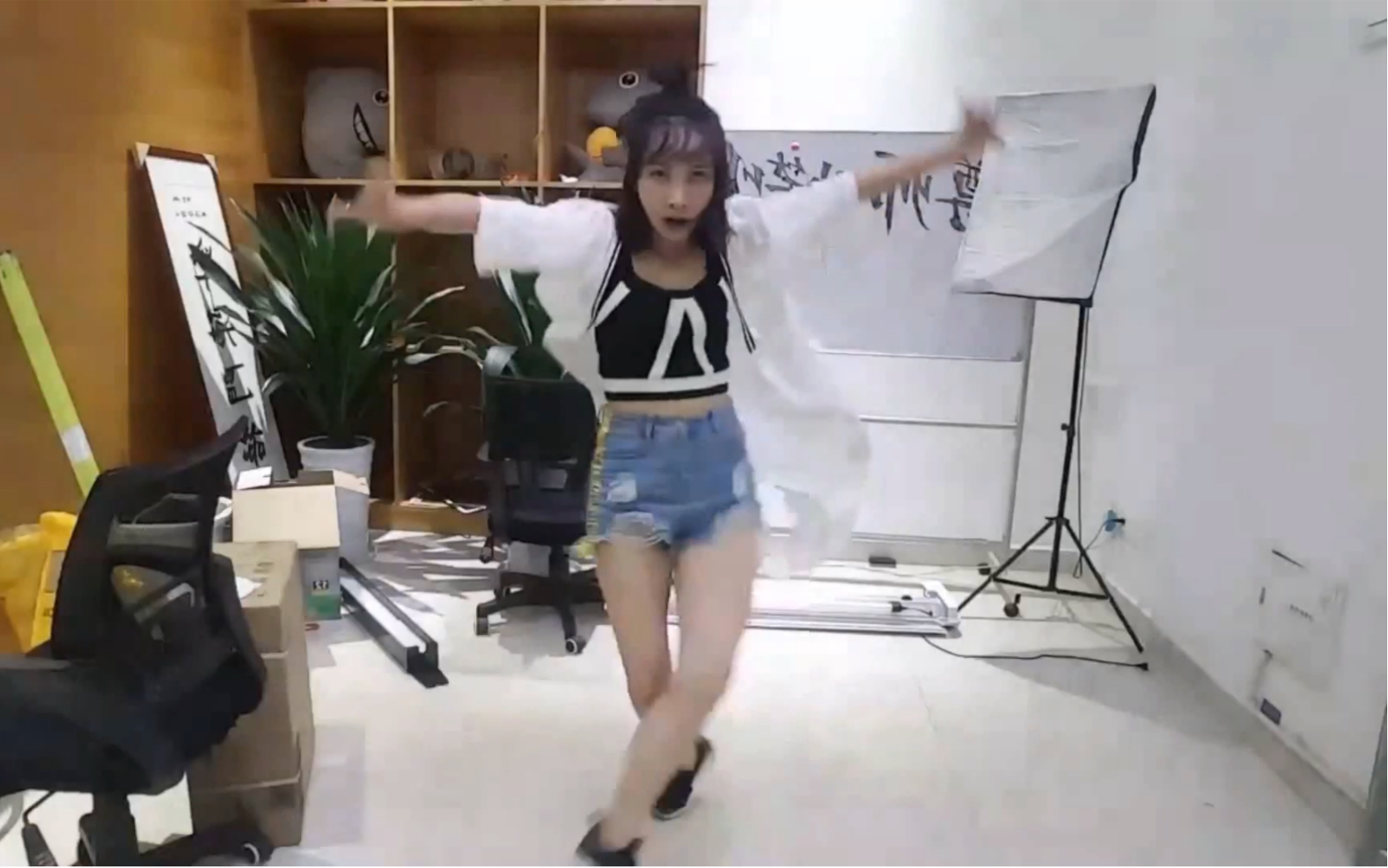 经典回顾6324母老师跳hiphop