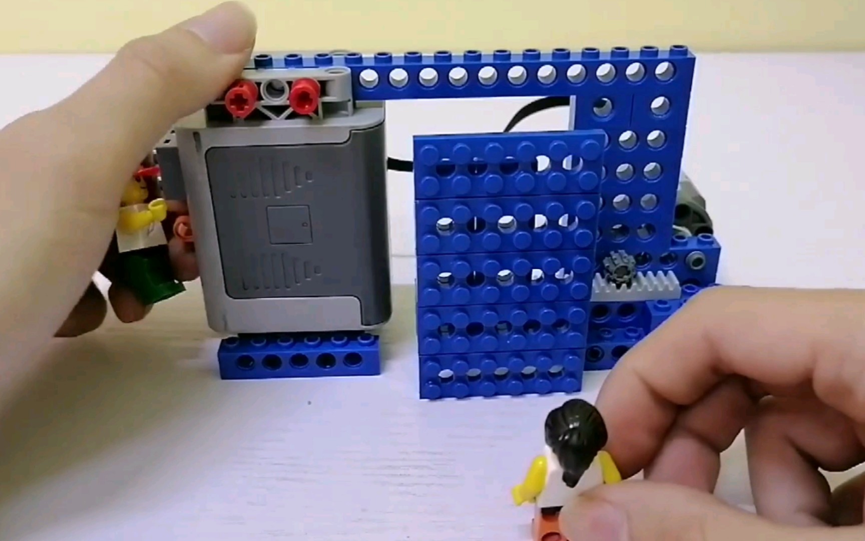 【乐高9686套装作品展示】自动门