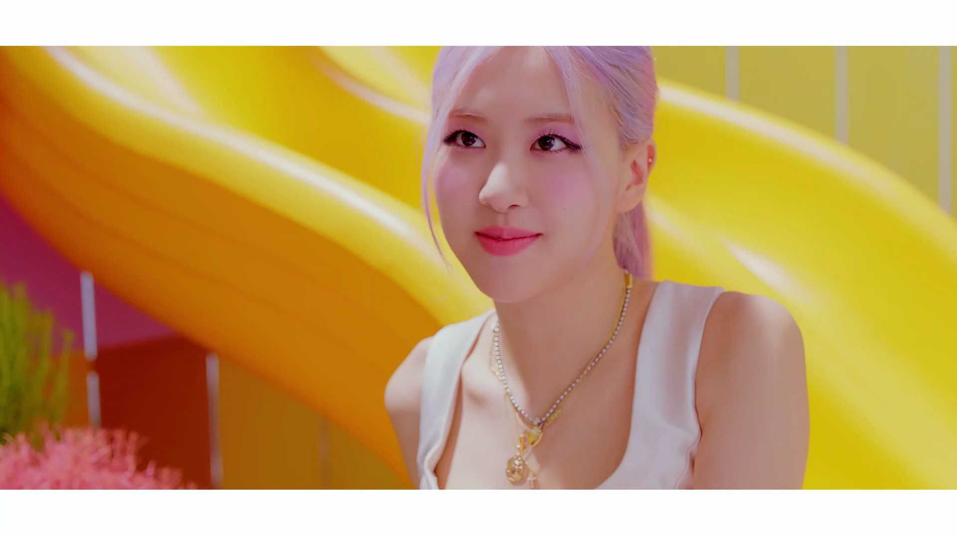 blackpink-"冰淇淋(selena gomez)" m / v