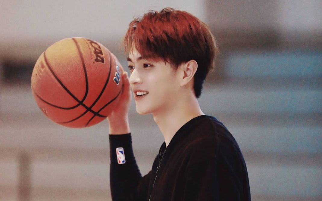 【许凯】邂逅篮球男神谈一场甜甜的恋爱_哔哩哔哩_bilibili