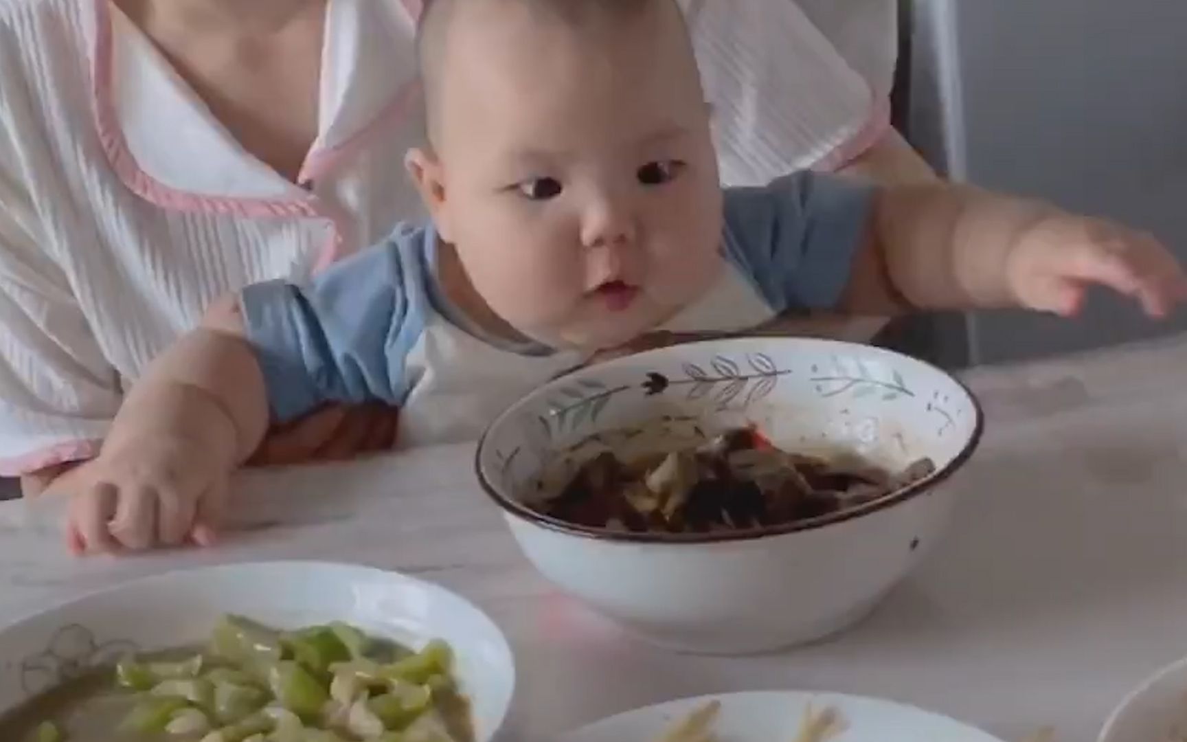 [图]干饭人，干饭魂，干饭幼崽最精神！