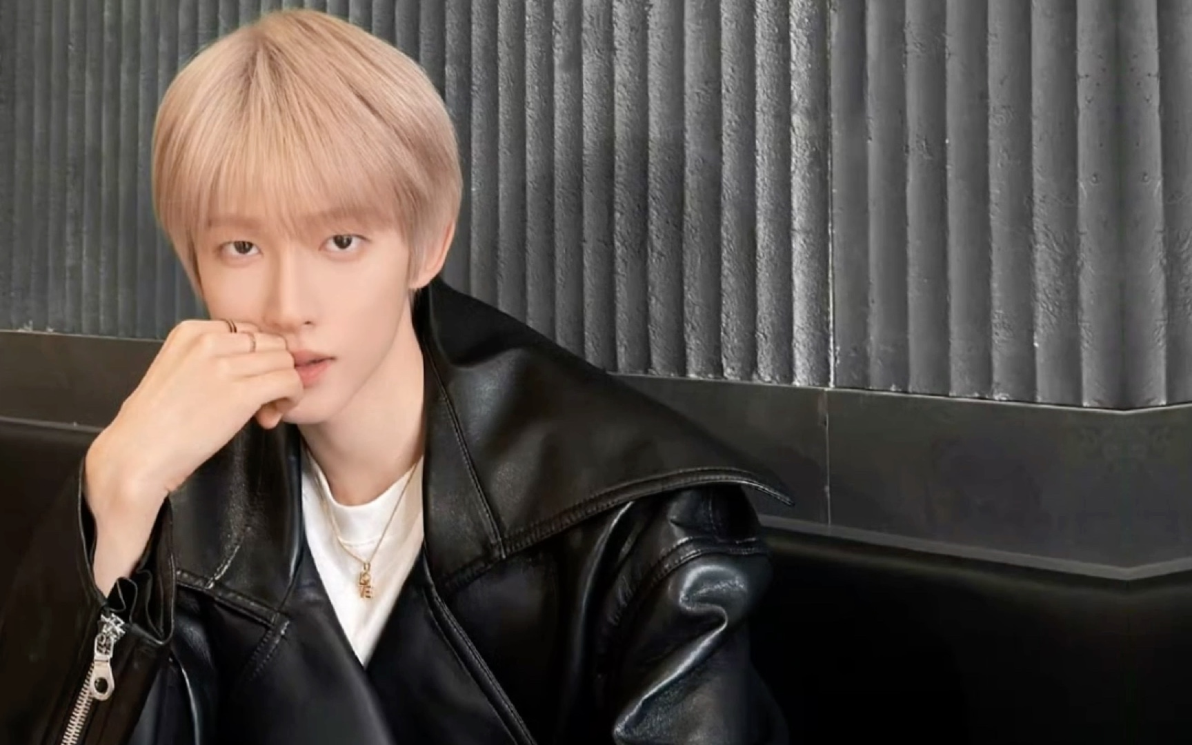 「刘宇」二月自拍图片