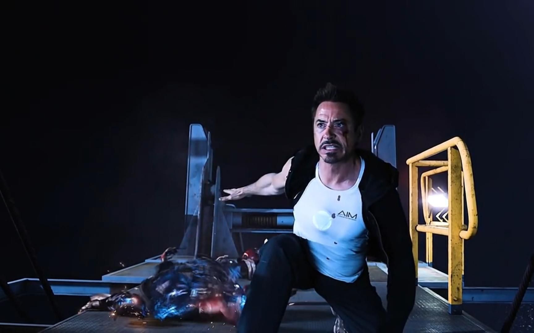 托尼:"贾维斯,我觉得你是想被报废了是吧!