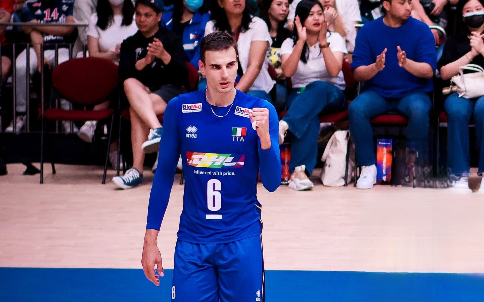 美貌小妈闪耀菲律宾【意大利男排詹内利】