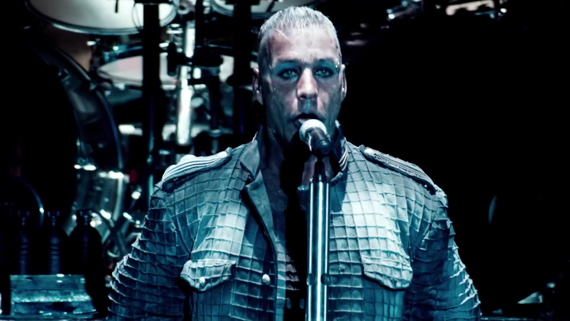 德国战车rammsteinpariswolltihrdasbettinflammensehen无敌现场