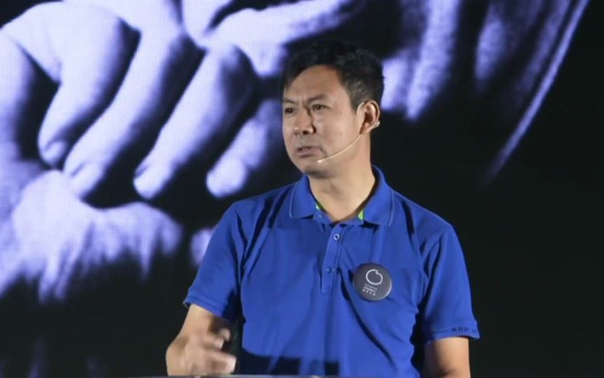 隨国明飞盘宗鸣