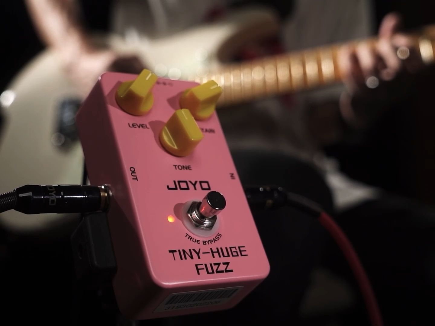 jf-26 tiny-huge fuzz 法兹效果器