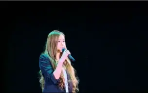 Download Video: 我不能恋爱的理由 安室奈美恵 LOVE STORY LIVE making