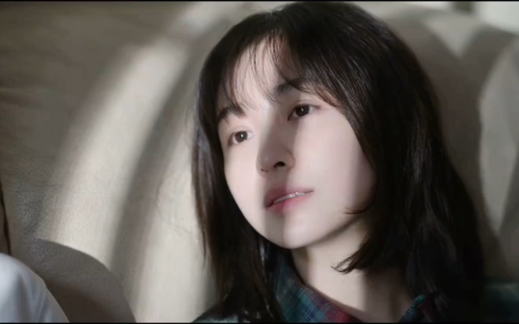 【预告】青春片《我们的样子像极了爱情》今日发布首支预告,影片将于8