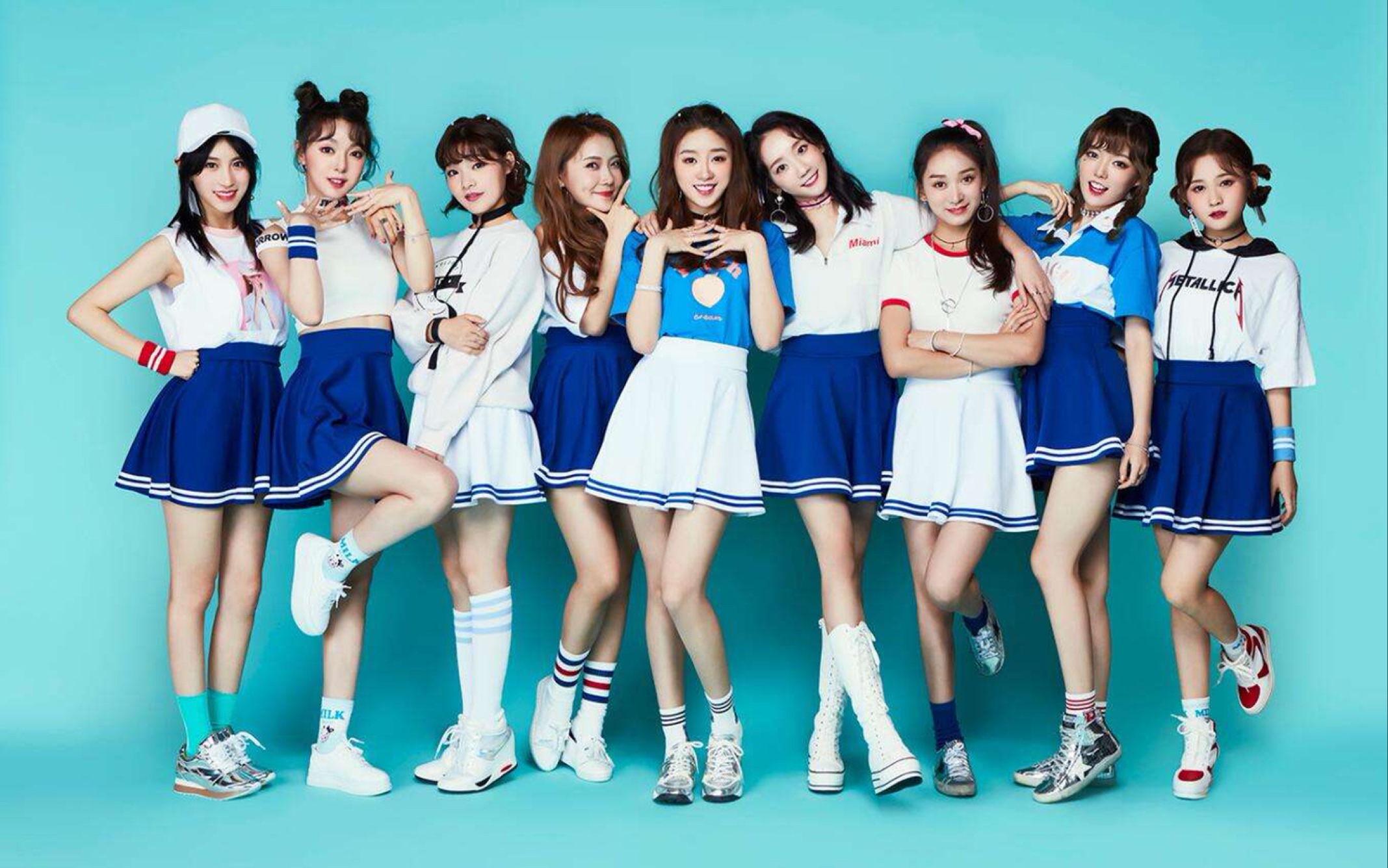 一位母亲为十八岁的孩子买下一个女团!