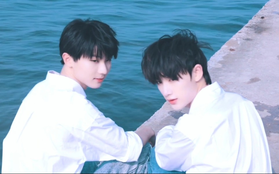 「祺鑫/马丁」论两个美少年同框的养眼程度_哔哩哔哩 (゜-゜)つロ