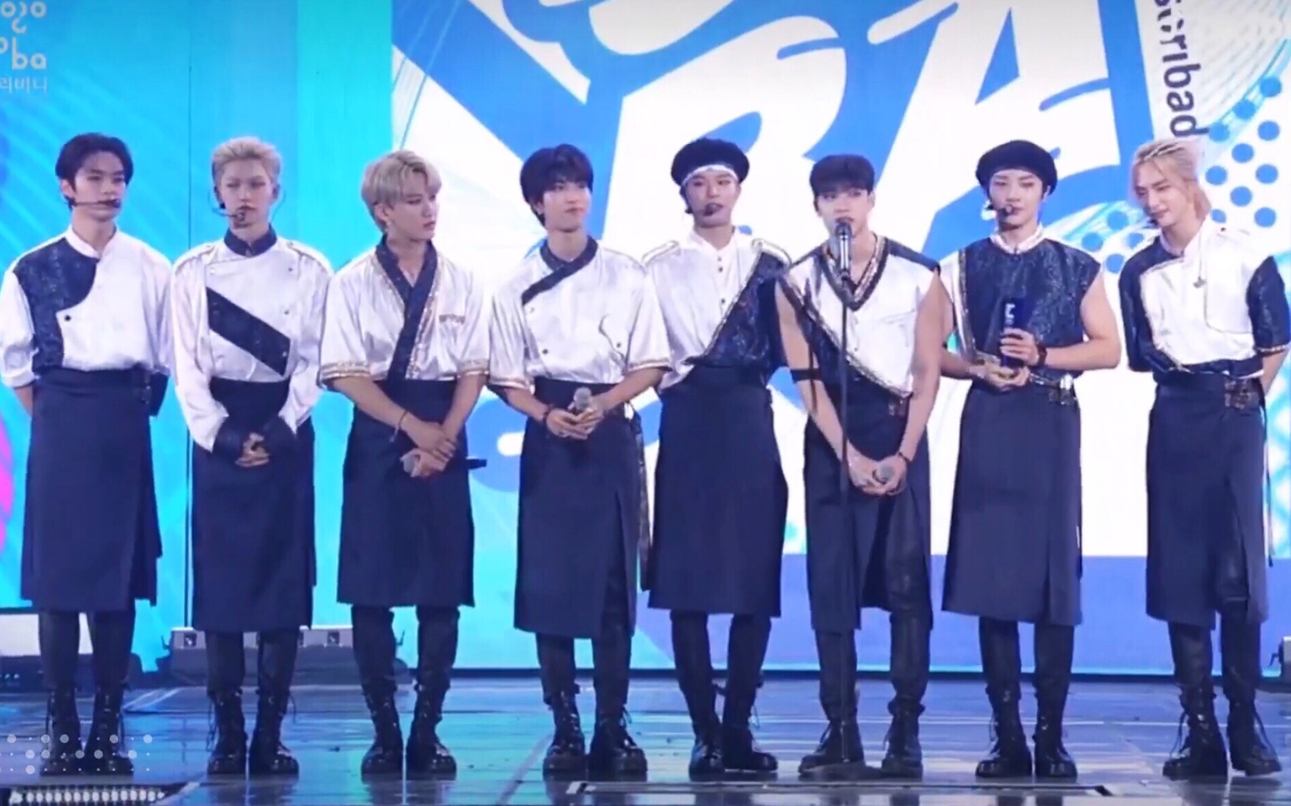 2020soba颁奖典礼straykids舞台获奖蓝毯高清cut