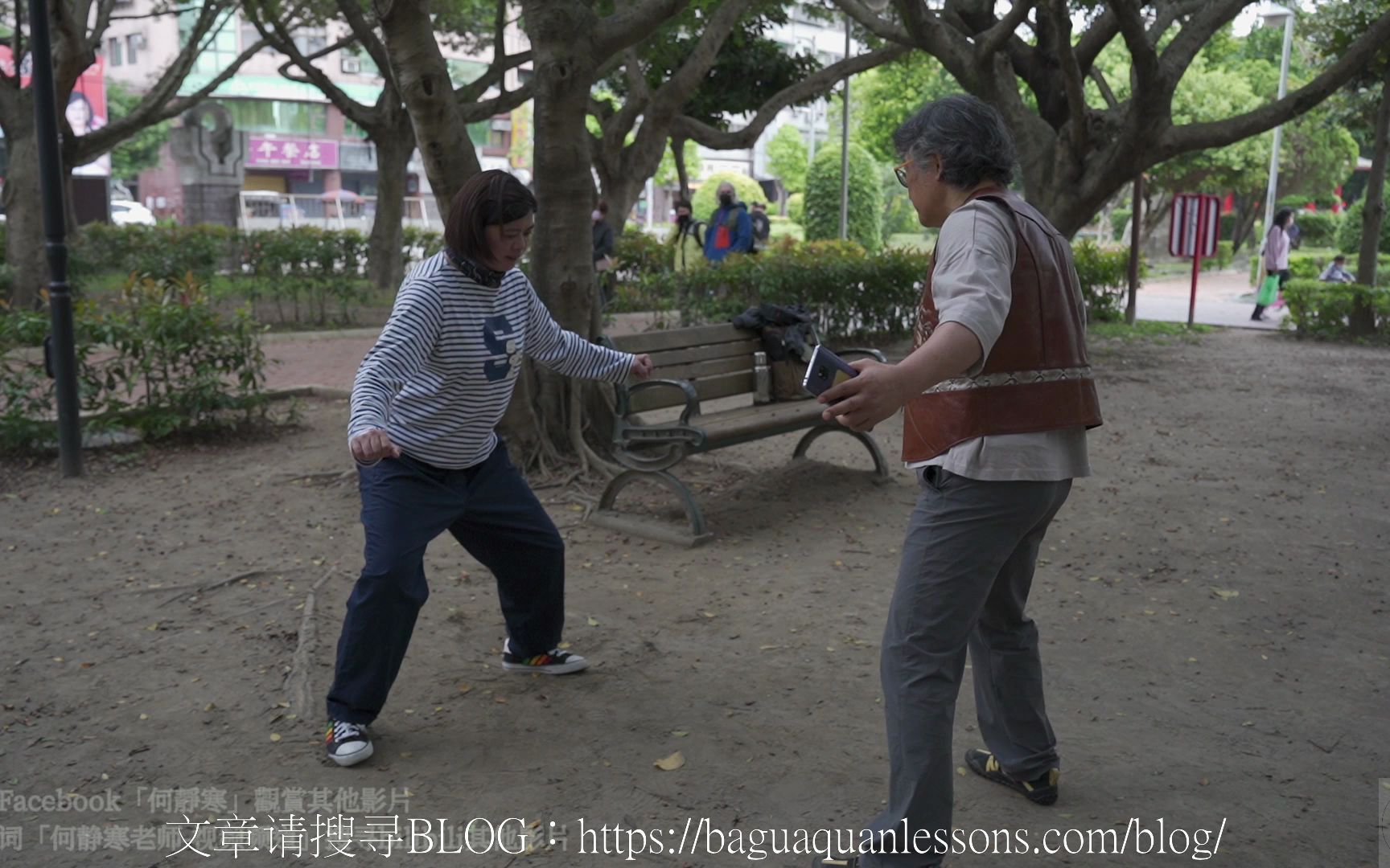 [何静寒老师]220416A08胯的位置与方向,带动裆、骨盆与膝关节,练习使用与控制是基本功课.哔哩哔哩bilibili