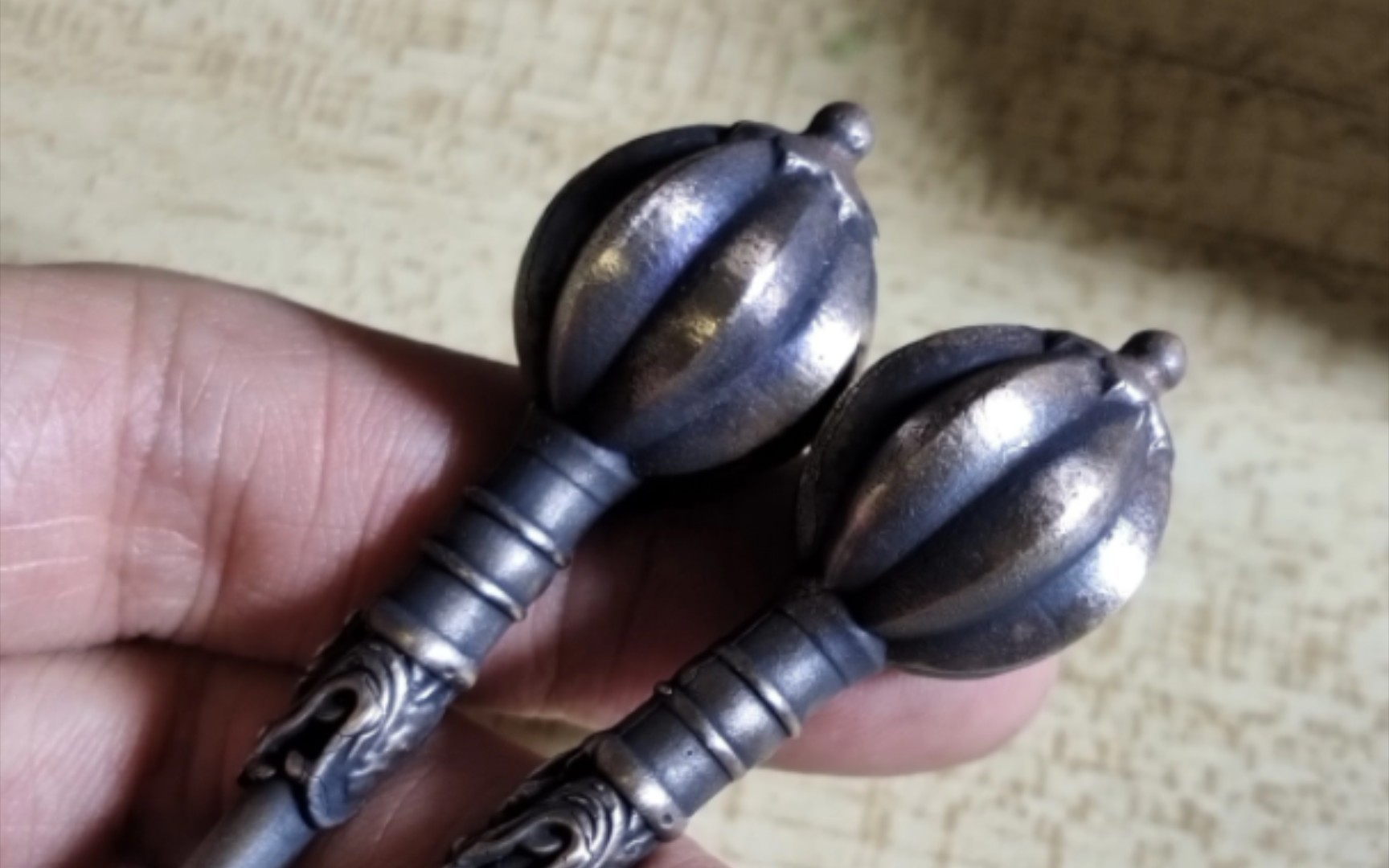 1/6 青铜铸造的唐代龙纹锤