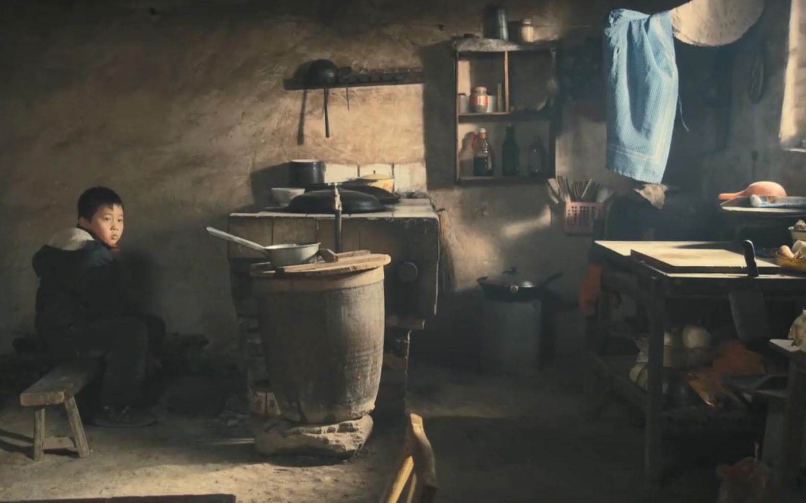 念书的孩子穷人家的孩子早当家你们认为对吗