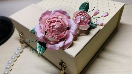 缠花玫瑰:粉色玫瑰也别有风味