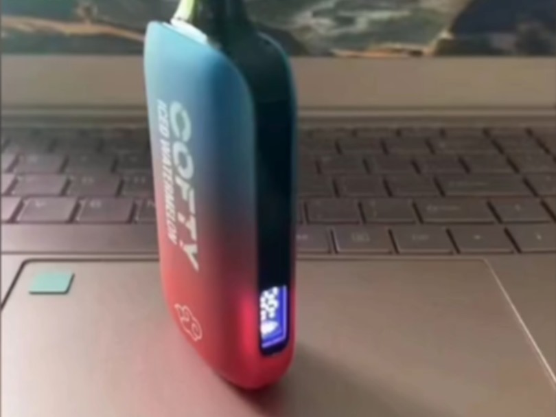 飞雾四代电显在侧面