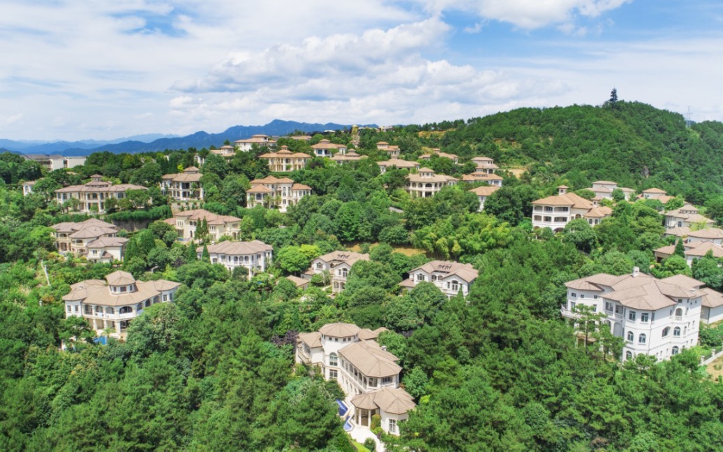 杭州千岛湖,天屿山顶独栋大别墅,中国豪宅,准现房带泳池.