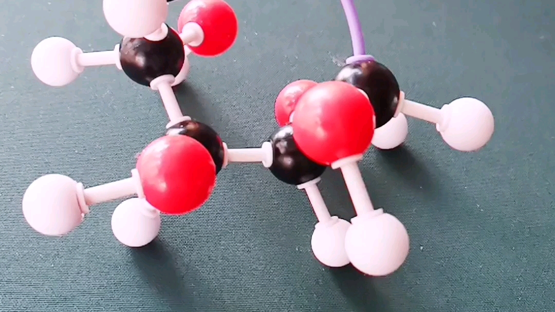 环状葡萄糖球棍模型