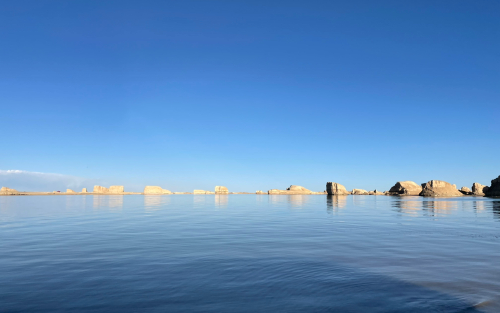 大美青海之双色湖&水上雅丹