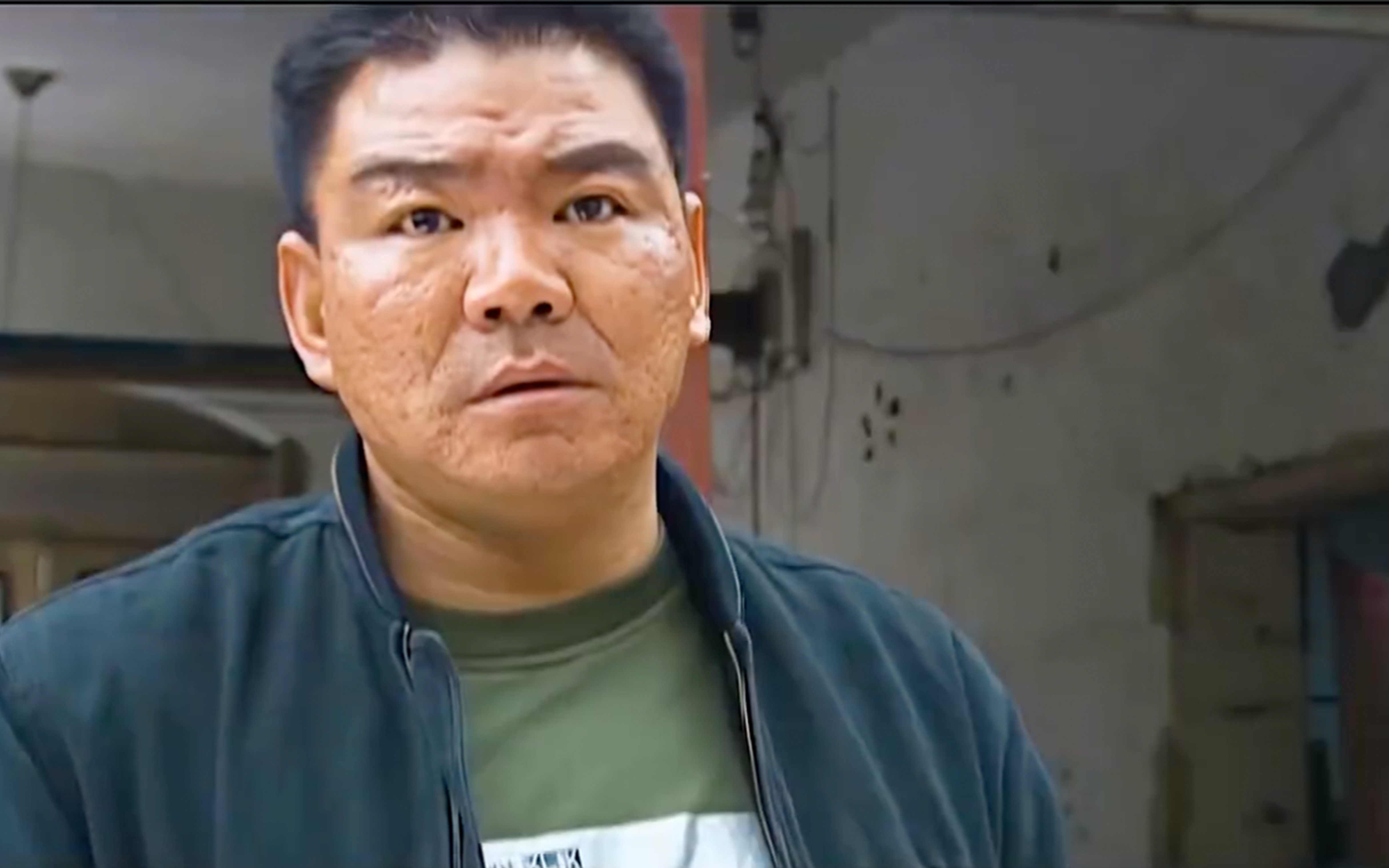自律的瓜摊老板是有多么可怕!