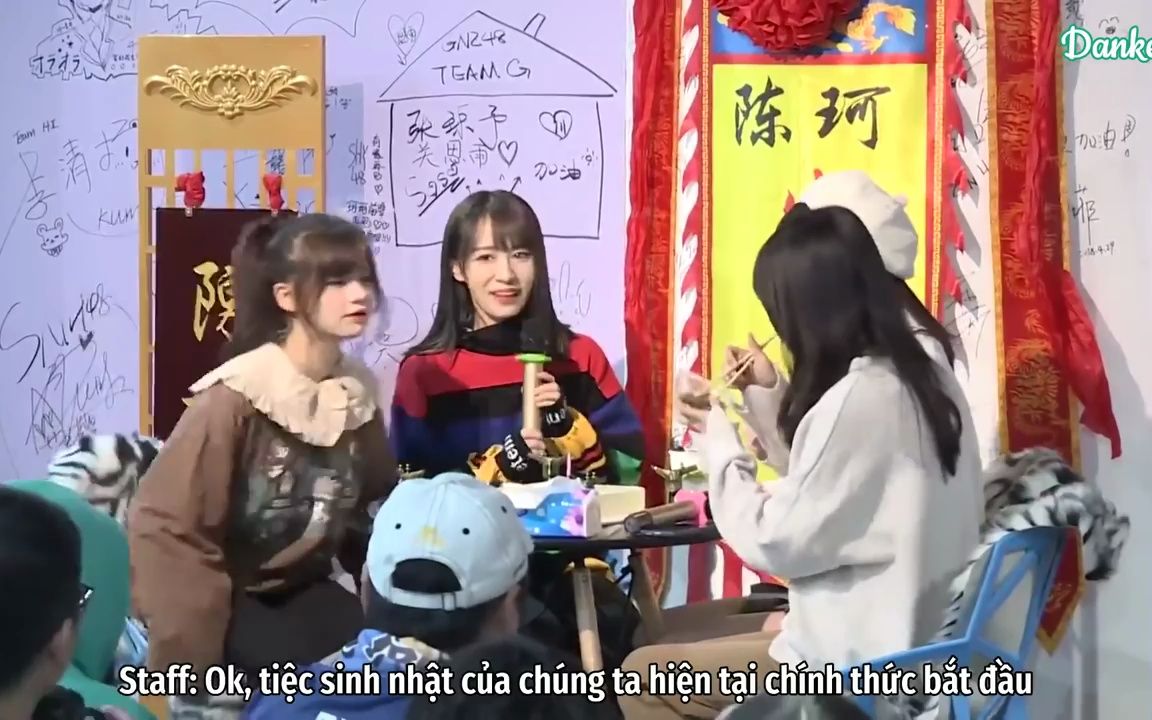 [图][VIETSUB CUT _ 181117] Đường Đản Xác tại tiệc sinh nhật Trần Kha