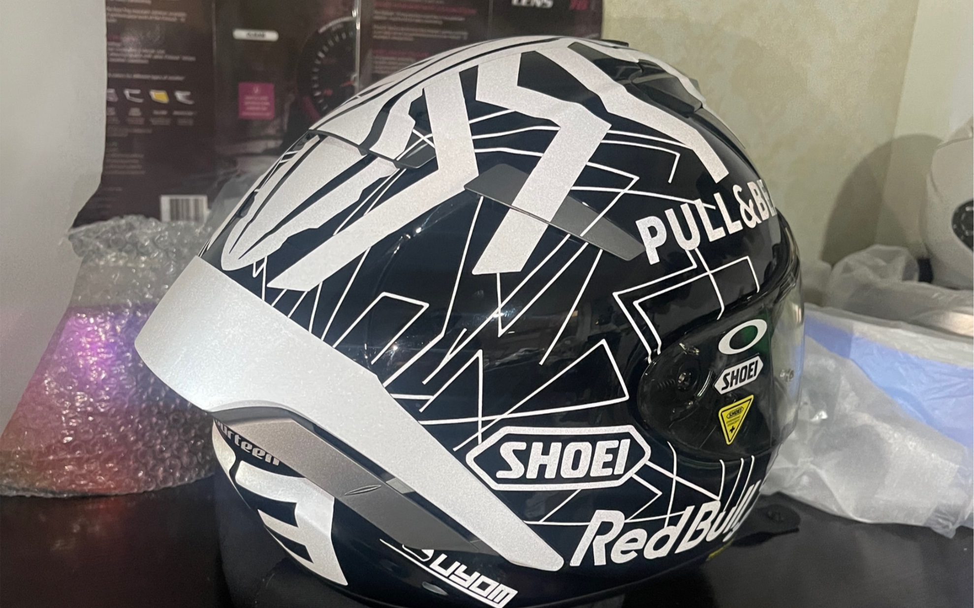 x14亮黑改反光银蚂蚁版画夜视银镜片机车头盔_哔哩哔哩_bilibili