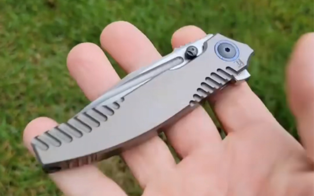 俄罗斯Custom Knife Factory,ckf snafu3.0斜纹版本,Peter rassenti一体柄设计代表作,主轴垫圈和背夹升级了锆马哔哩哔哩bilibili