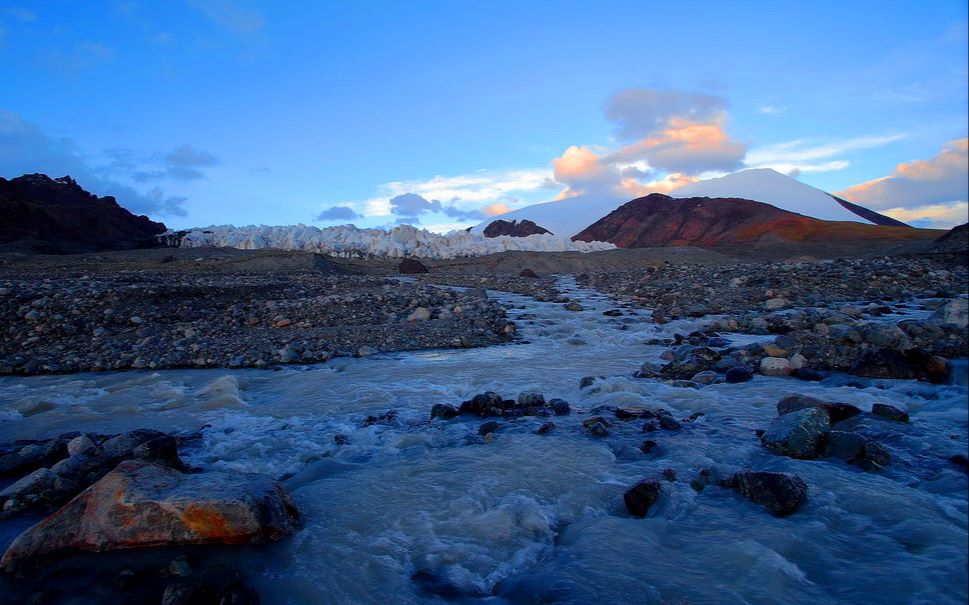 [图]真实探索拍冰川006 长江源头，唐古拉山脉最高峰各拉丹东雪峰，姜古迪如冰川，青海与西藏交界处，摄于2006年8月