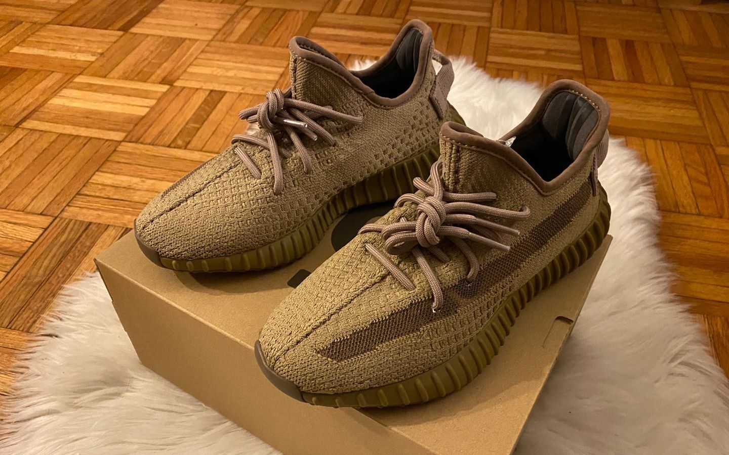 unboxing) adidas yeezy 350v2 earth 美洲限定开箱_哔哩哔哩 (゜-゜)