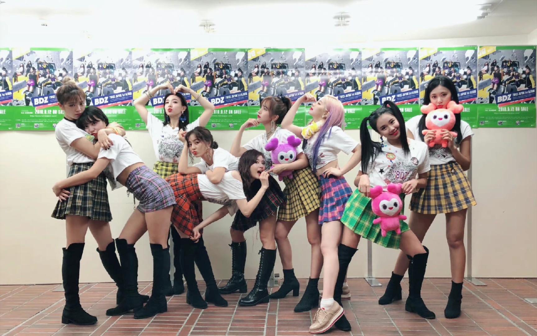 twice《feel special》练习室 9人版和8人版对比