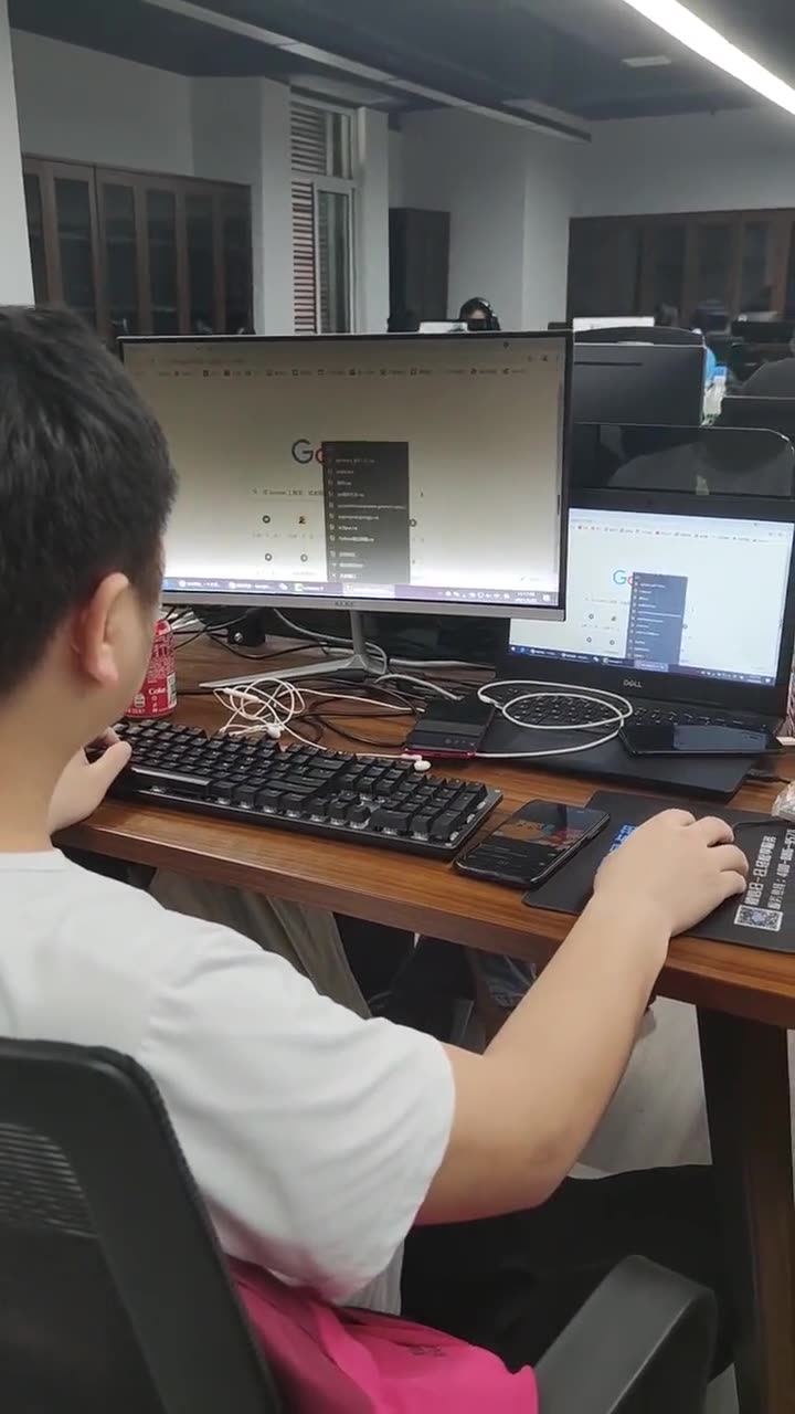 理想中的程序员vs现实中的程序员
