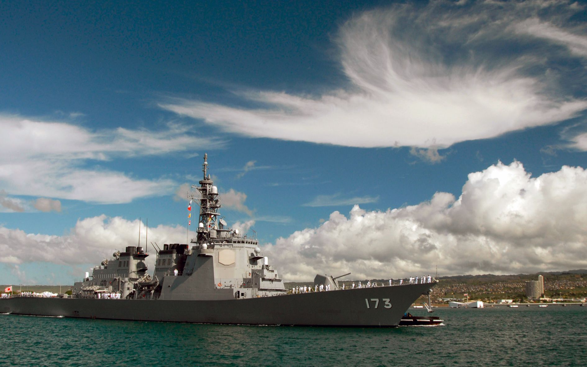 万国牌军舰印度海军主力加尔各答级驱逐舰到底有多强